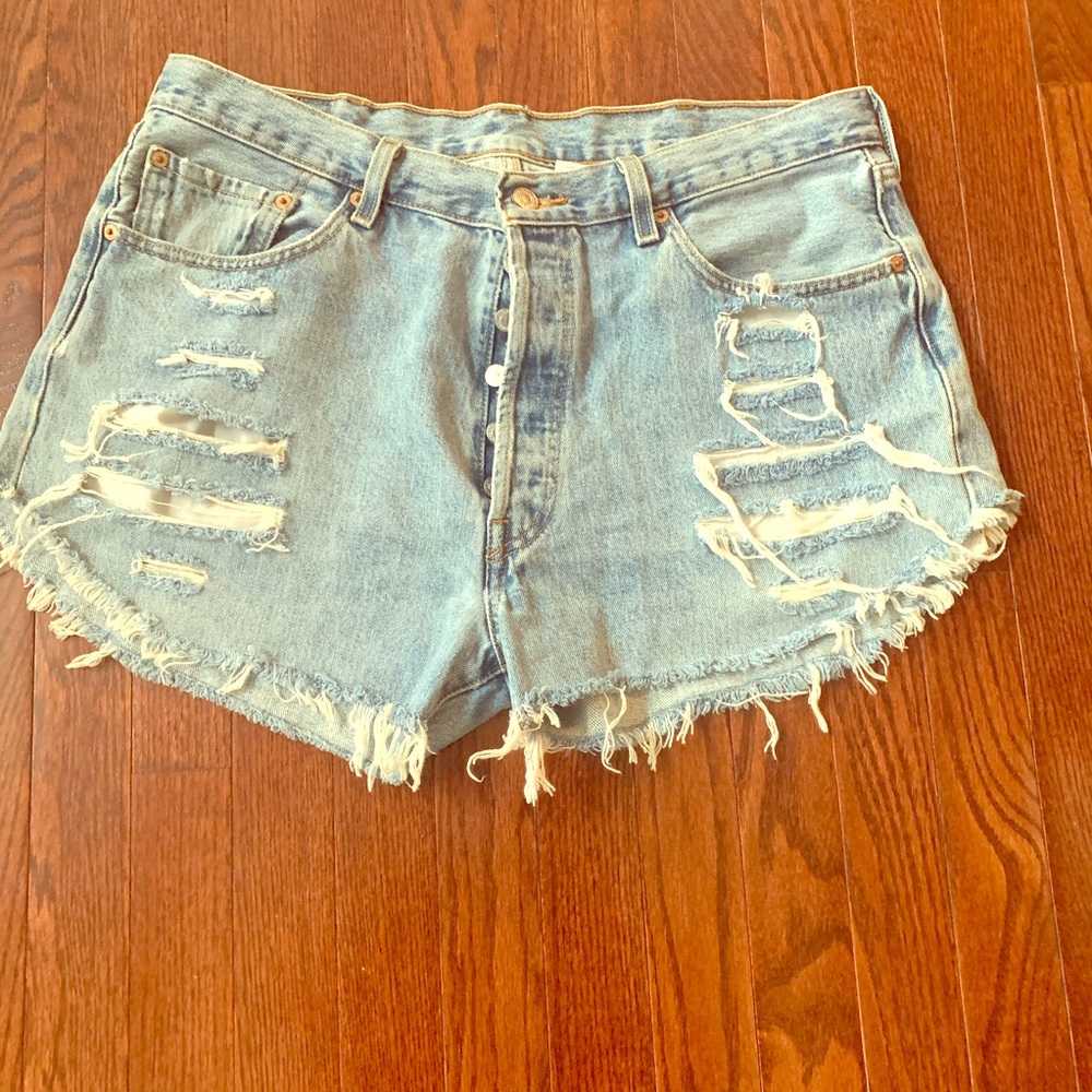 Vintage Levi’s cutoff jeans